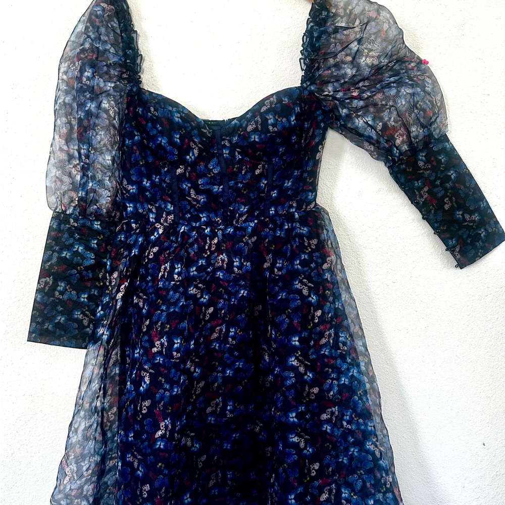 Chic Navy Floral Long Sleeve Dress